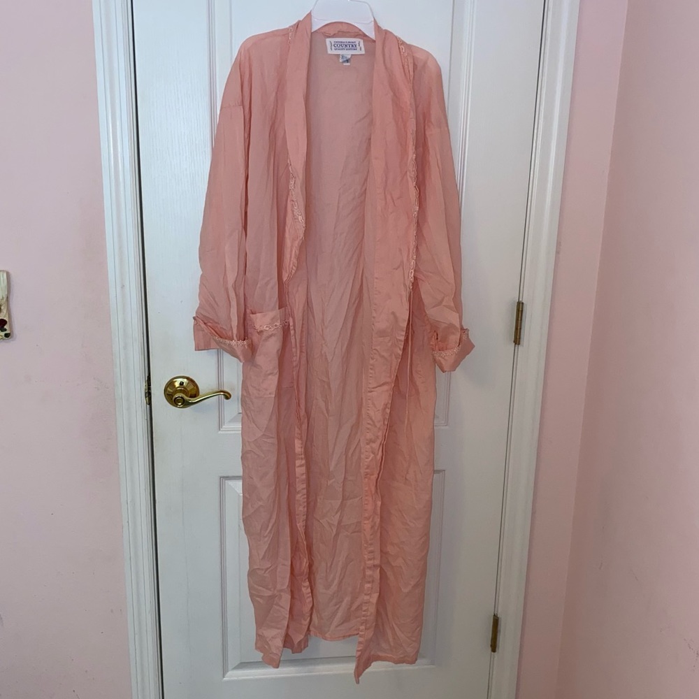 VTG Victoria’s Secret Country Quality Cotton Full Length Pink Floral Trim Robe